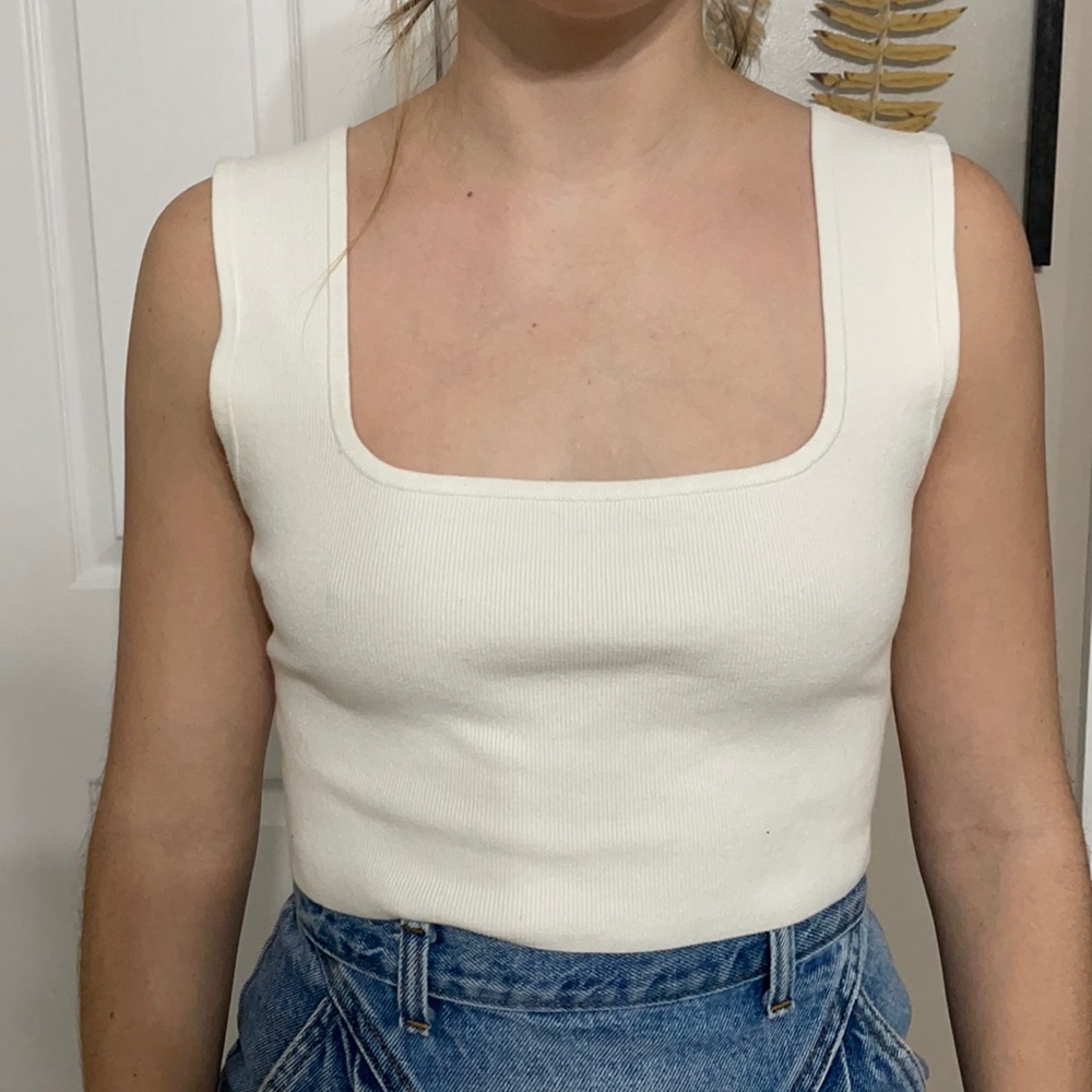 Cropped H&M tank top